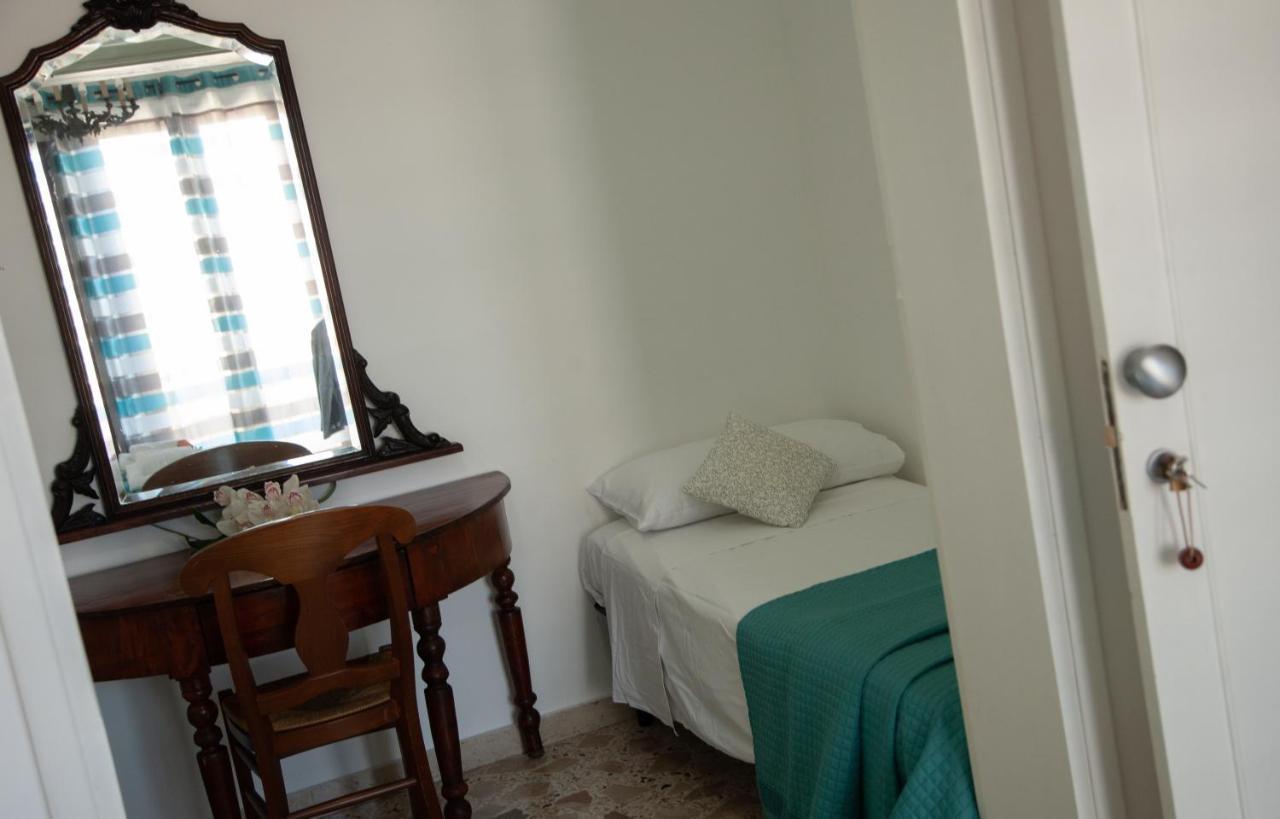 Orlando Bayview Bed & Breakfast Балестрате Екстериор снимка