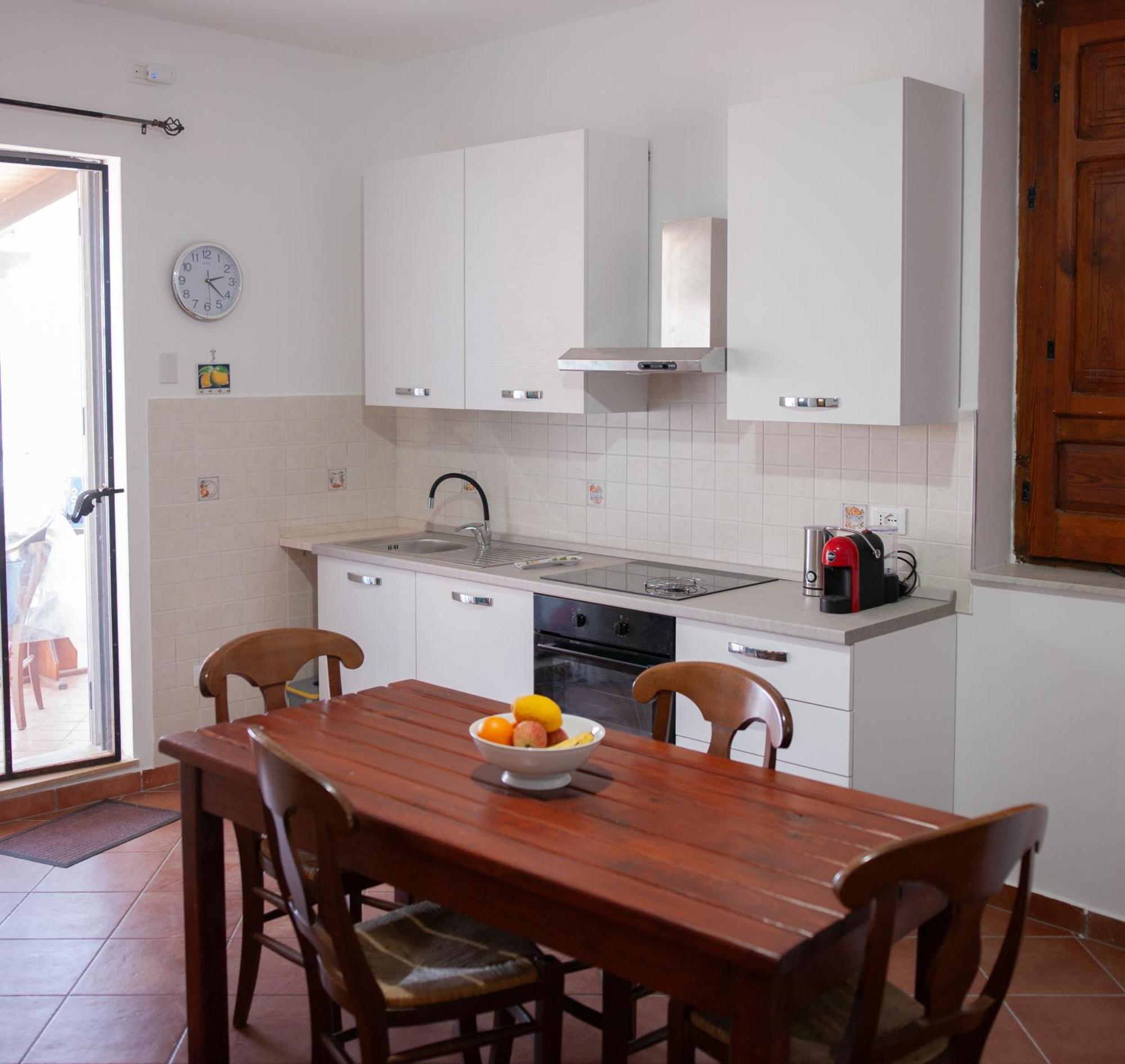 Orlando Bayview Bed & Breakfast Балестрате Екстериор снимка